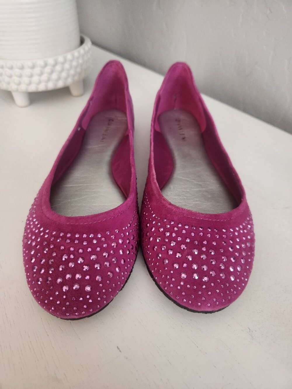 Gianni Bini Rhinestone Embellished Fuchsia Suede Ballet Flats | Size 10M